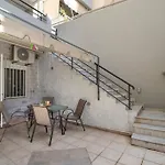 Charming Apartment Near City Centre